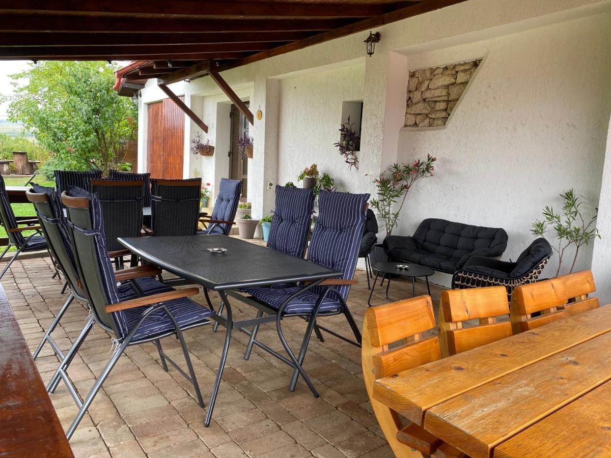 Casa De Vacanta Potoc Eksteriør billede