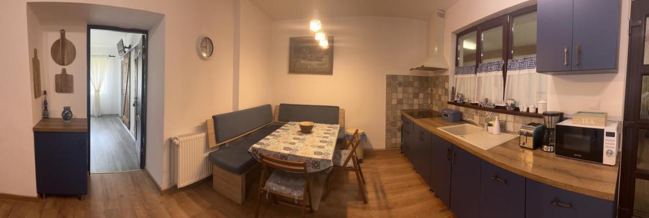 Casa De Vacanta Potoc Eksteriør billede