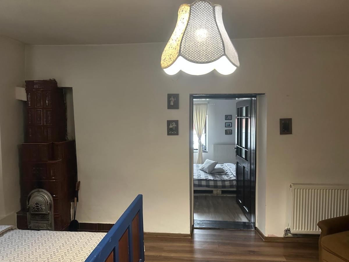 Casa De Vacanta Potoc Eksteriør billede